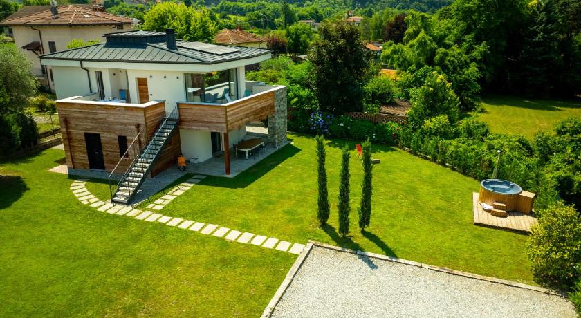 La villa del lago in terrazzo