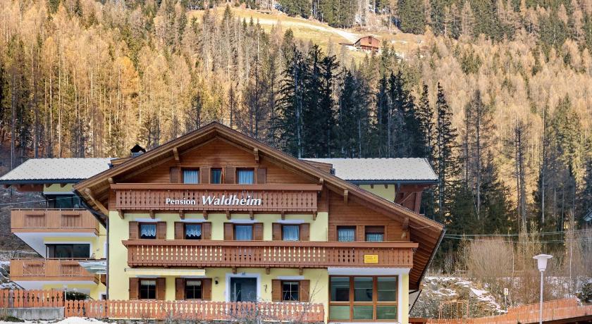 Pension Waldheim Apartments