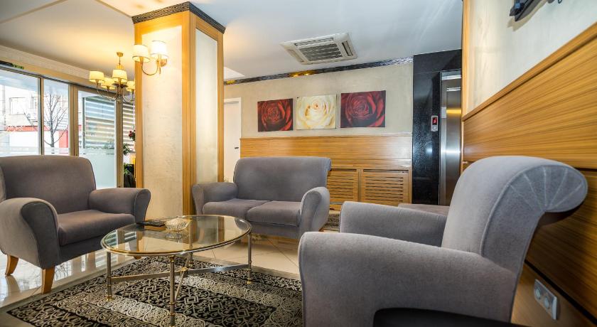 My Rose Hotel - image 13