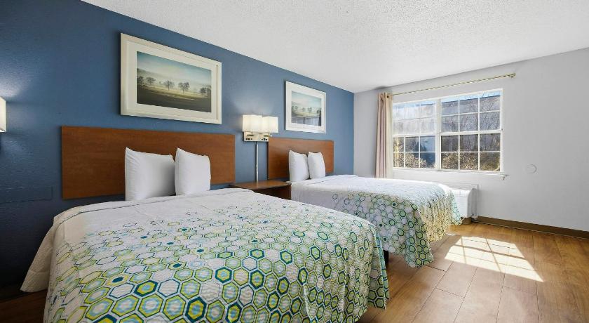 Image of Studio 2 Queen Beds Non-Smoking 3