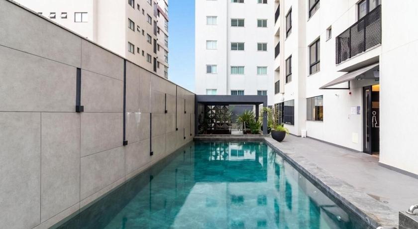 Apartamento moderno a 300 metros da praia FNK1905