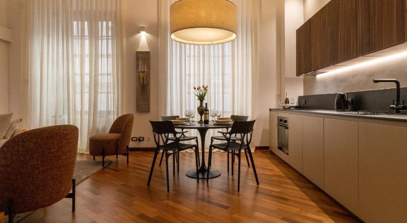 Prestigious Apartment Main street in Siena