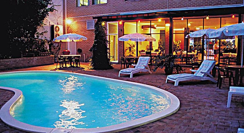 Perth City Apartment Hotel photo