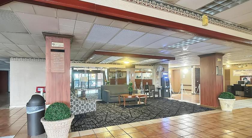OYO Airport Inn - image 3