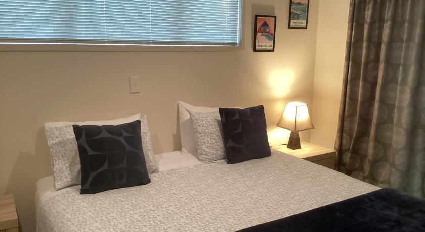 Image of King Room with Garden View 1