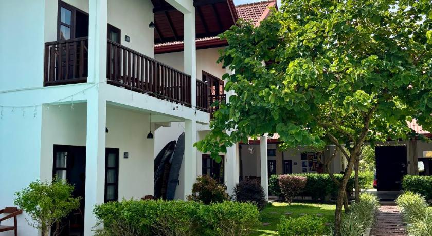 Lum Residence - image 10
