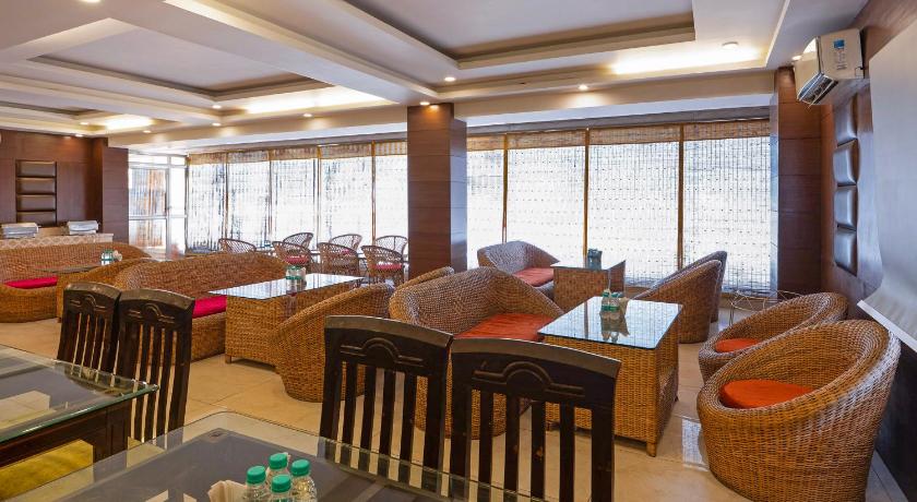 Treebo Premium Grand Legacy Elite With Roof Top Cafe - image 27
