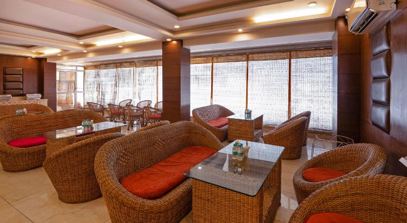 Treebo Premium Grand Legacy Elite With Roof Top Cafe - image 17