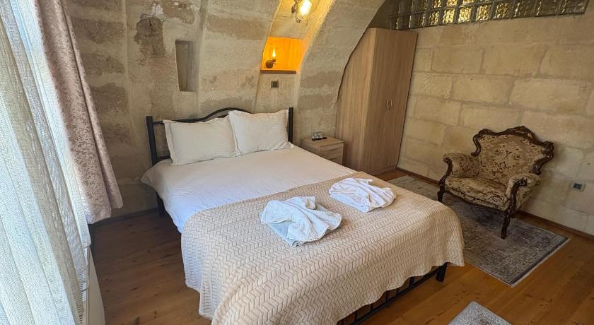 Ekoton Cave Hotel - image 10