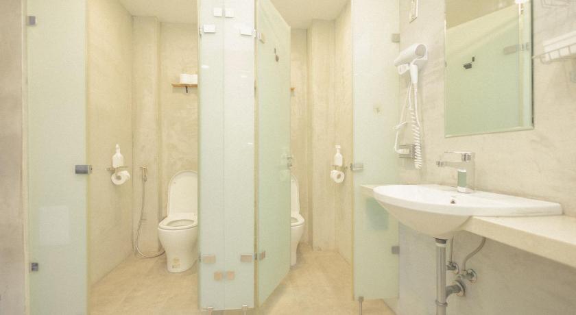 Image of Double Bed in Female Dormitory Room 2