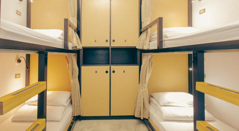 Image of Bed in 4-Bed Mixed Dormitory Room 1