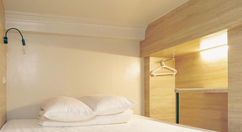 Image of Double Bed in Female Dormitory Room 10