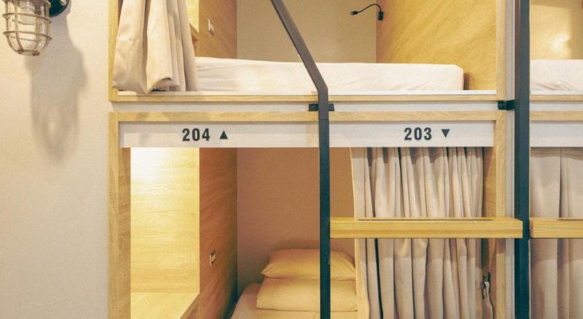 Image of Single Bed in Mixed Dormitory Room 4