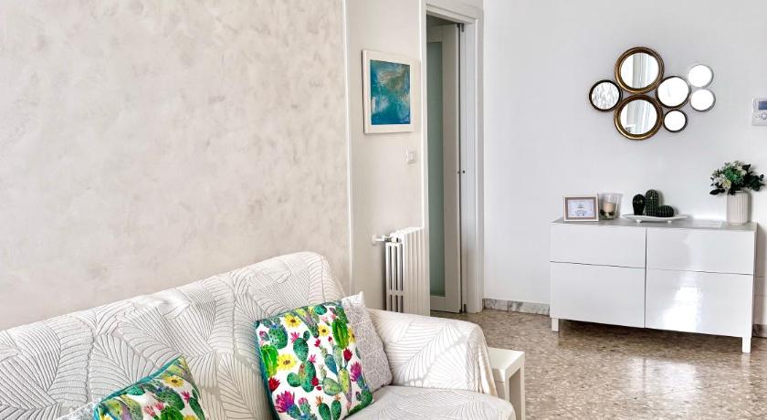 Aliste Apartment