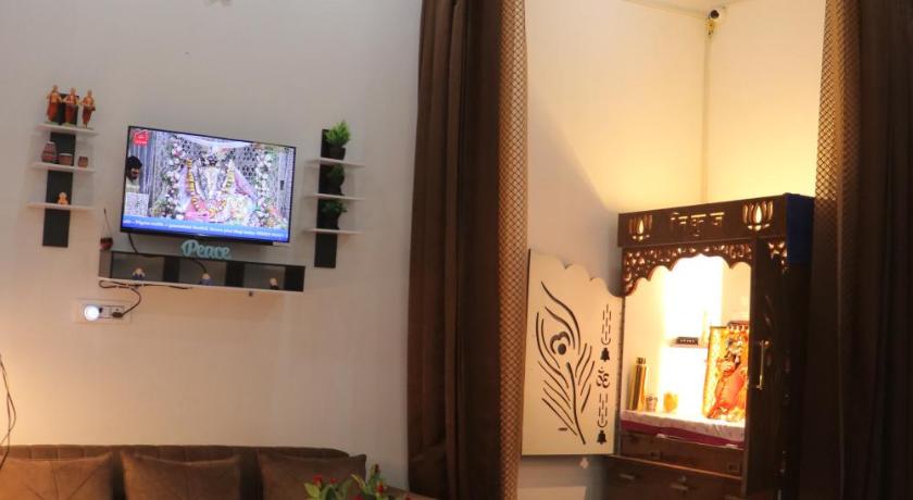 HOTEL SANT KRIPA STAYS - image 33