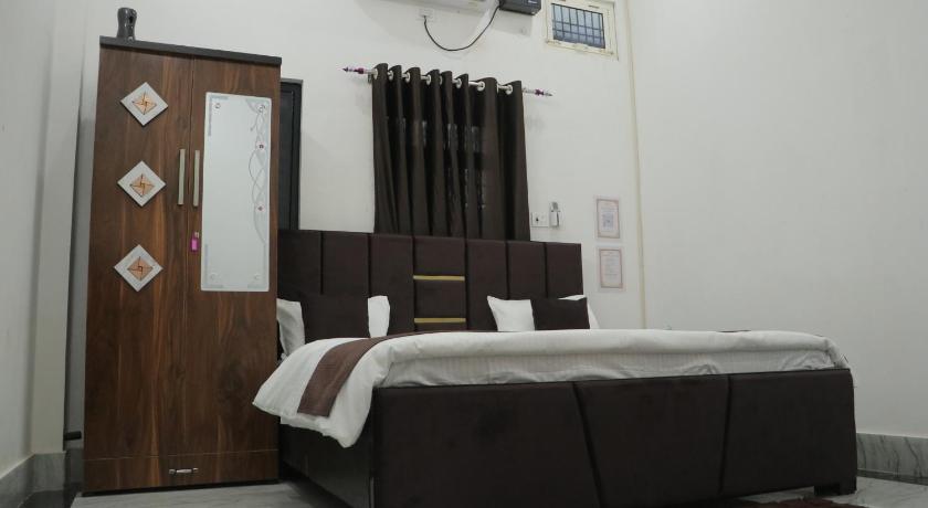 HOTEL SANT KRIPA STAYS - image 30