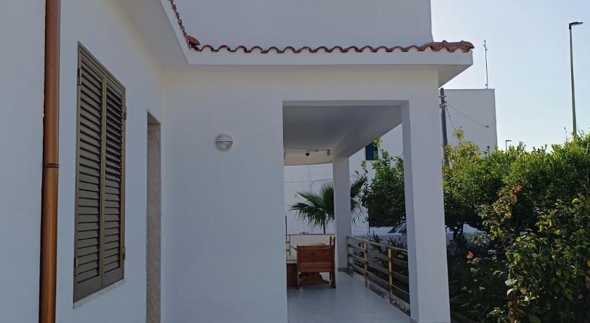 AleMar House