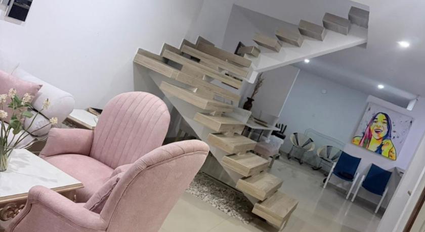 Arriendo casa o habitaciones