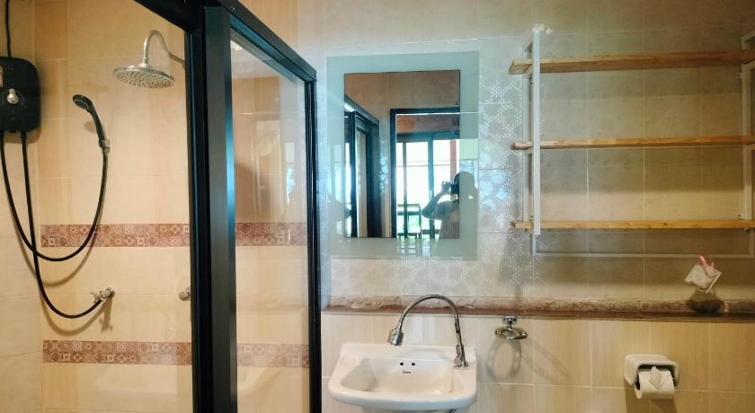 Image of One-Bedroom Bungalow 3