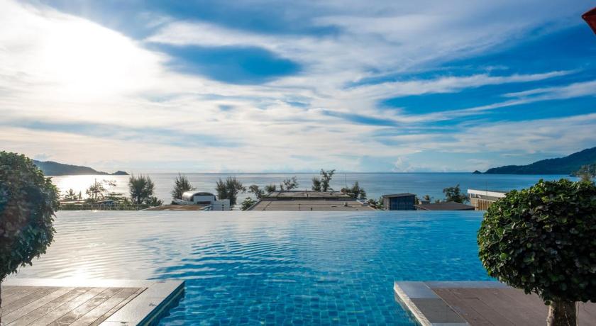 The Charm Resort Phuket - image 11