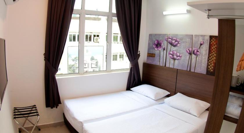 Hotel Cheqinn photo