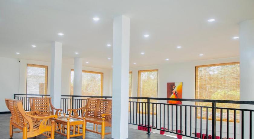 Amore Beach Resort - image 9