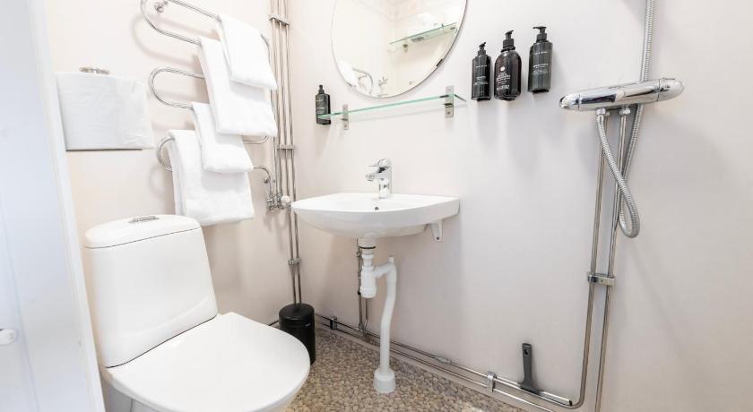 Image of Twin Room 2