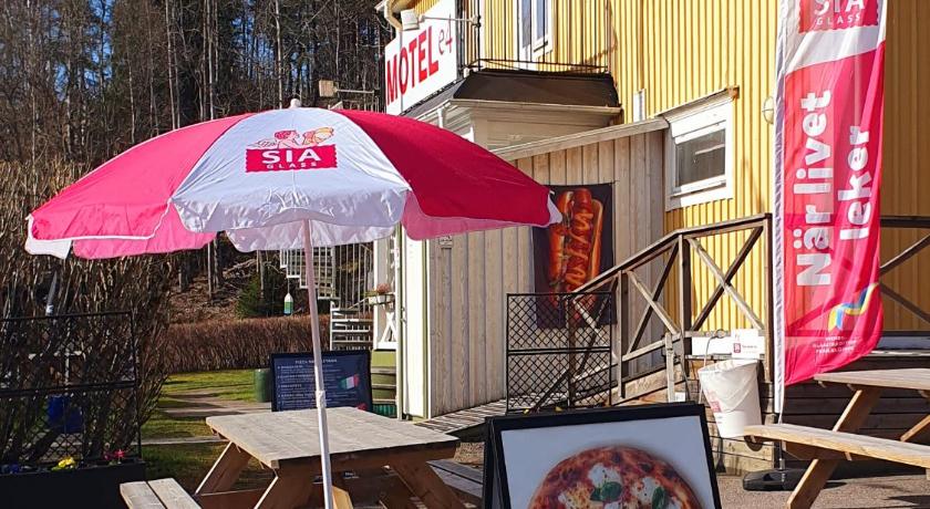 Motel E4 Kolmarden Apartments And Cottages