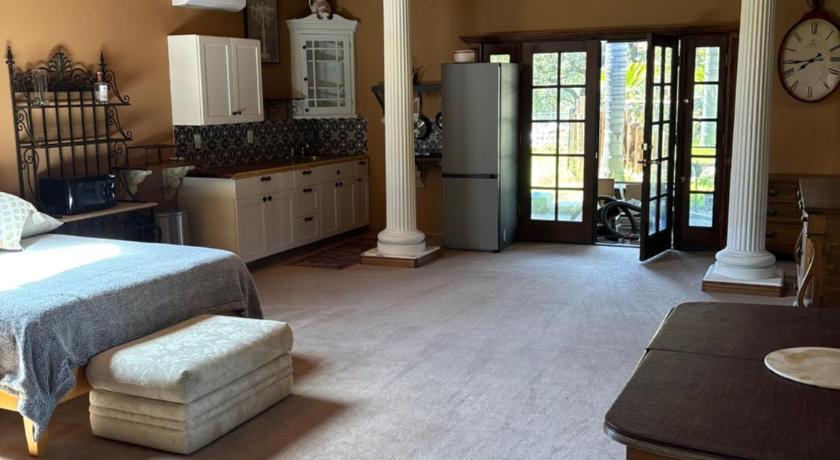 Grand Studio with Resort Amenities