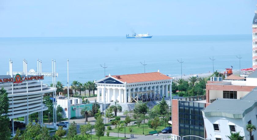 Orbi Sea Towers Apart Hotel photo
