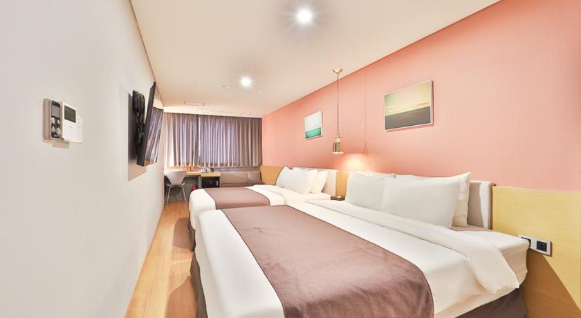 Imatge de Habitació Familiar Premier (Premier Family Room) 8