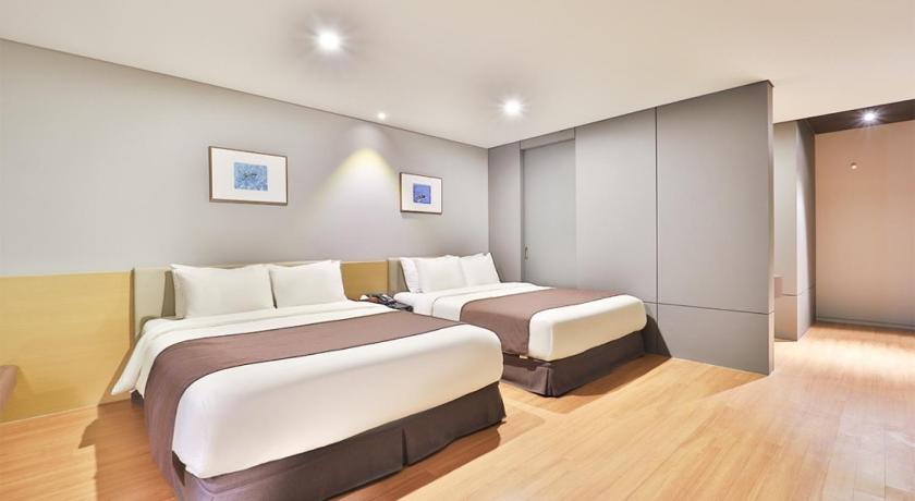 Imatge de Habitació Familiar Premier (Premier Family Room) 6