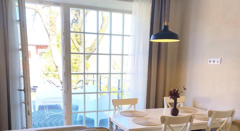 Photo de One bedroom apartment with terrace Self Check-in - Réservation à prix Agoda