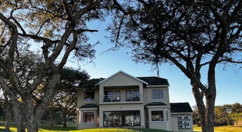 Acacia House