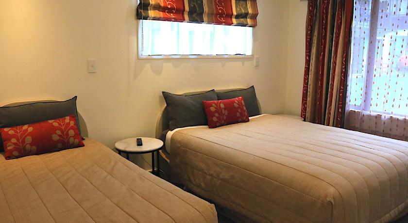 Image of Standard One-Bedroom Apartment 6
