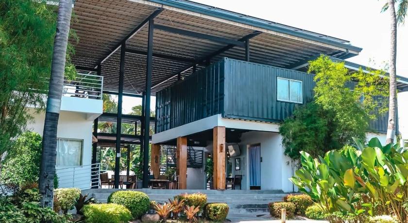 Silver Reef Dive Resort - image 5