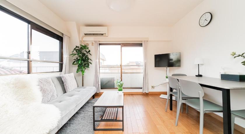 Accommodates up to 7 guests Enjoy a relaxing family getaway