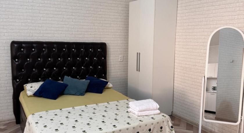 Apartment Baizakova 131