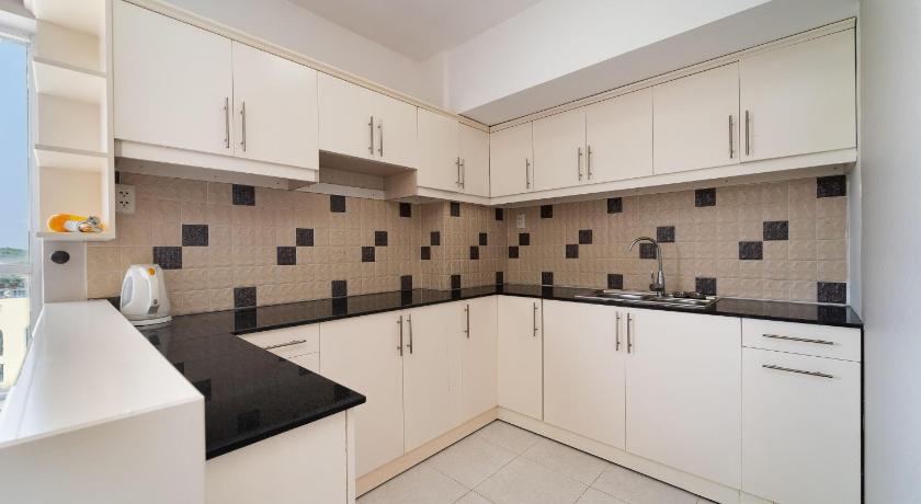 Image of Family Room 1