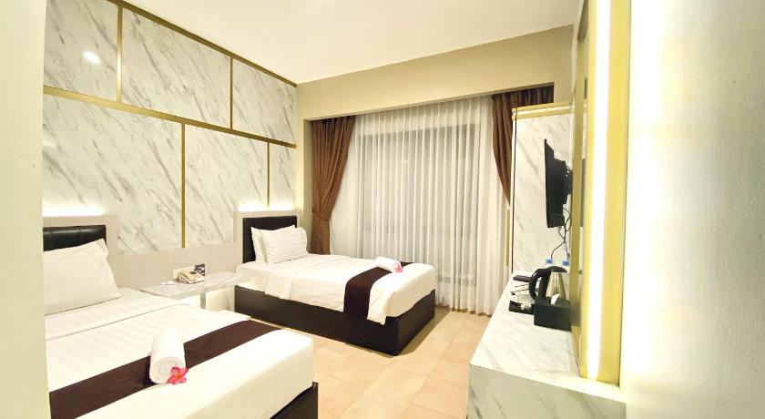 Image of Superior Twin Room 0