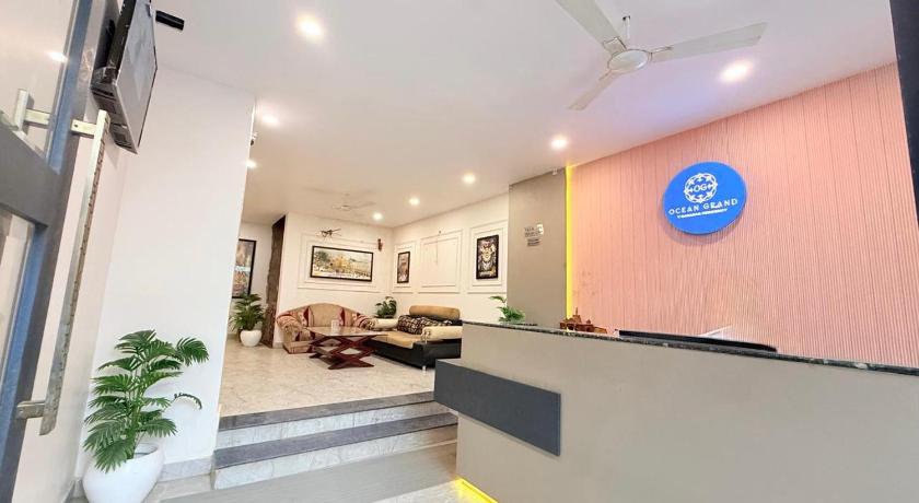 Hotel Ocean Grand - image 2