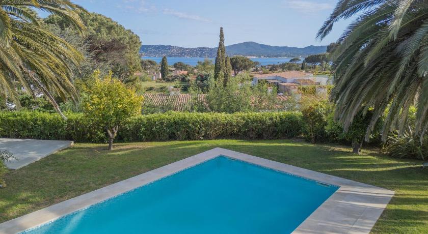 Spacious Villa with Pool & A-C for 8 - Sea View - image 23