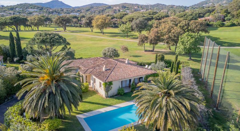 Spacious Villa with Pool & A-C for 8 - Sea View - image 8