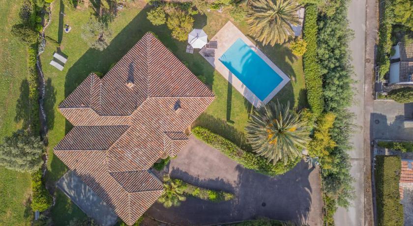 Spacious Villa with Pool & A-C for 8 - Sea View - image 39