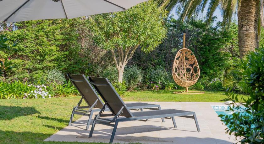 Spacious Villa with Pool & A-C for 8 - Sea View - image 27