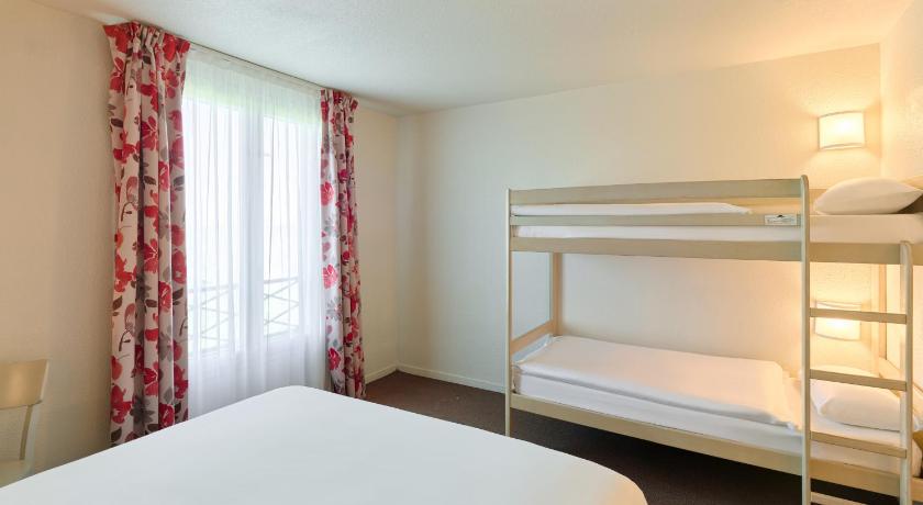 Image of Standard Room - 1 Double Bed 2 Bunk Bed Beds 6