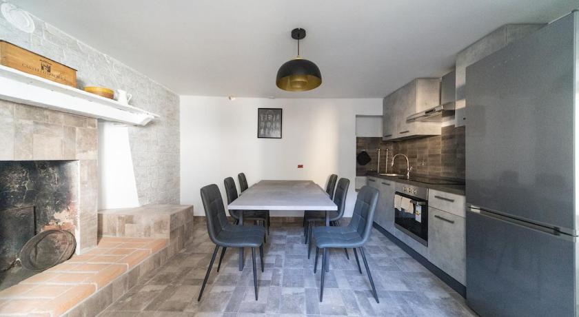 New Rustic Home on Lake Como, La casa del Borgo, Historic Village