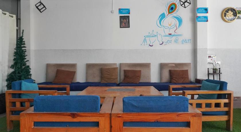 Hop Inn Hostels - image 11