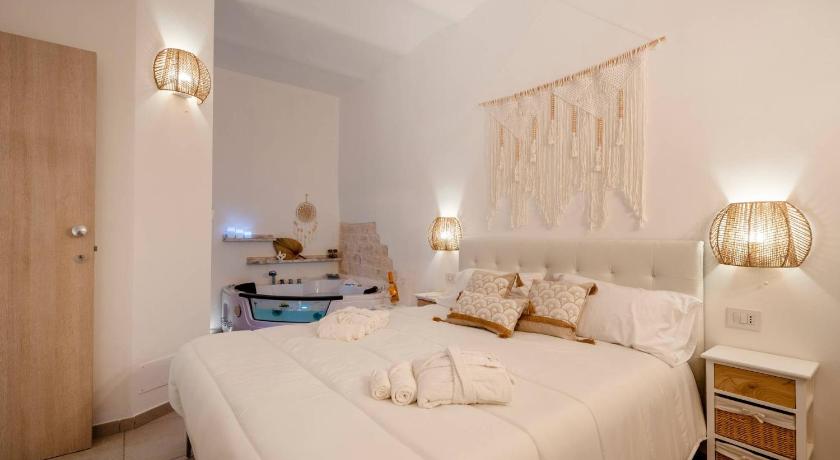 Dimora Giulia Luxury Suite and Room