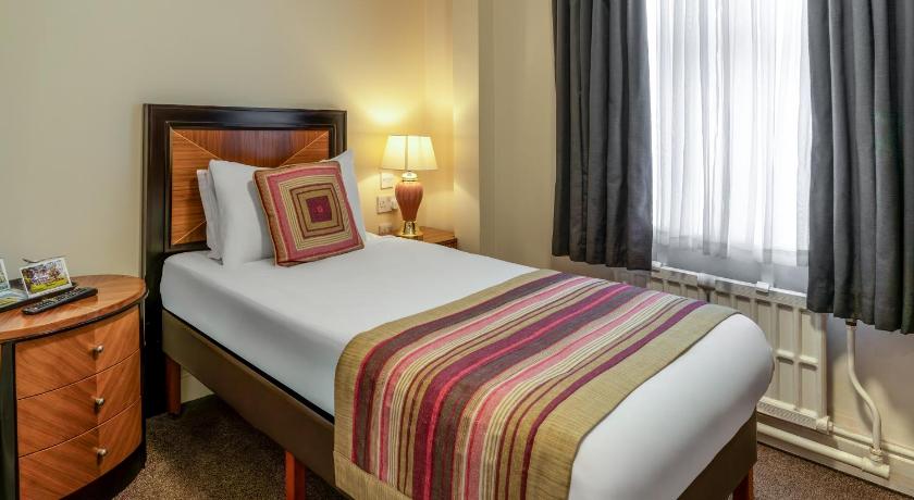 Image of Single Room 0